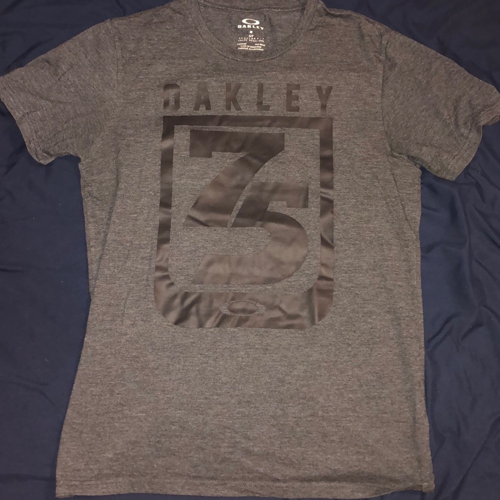 Oakley Tee Shirt